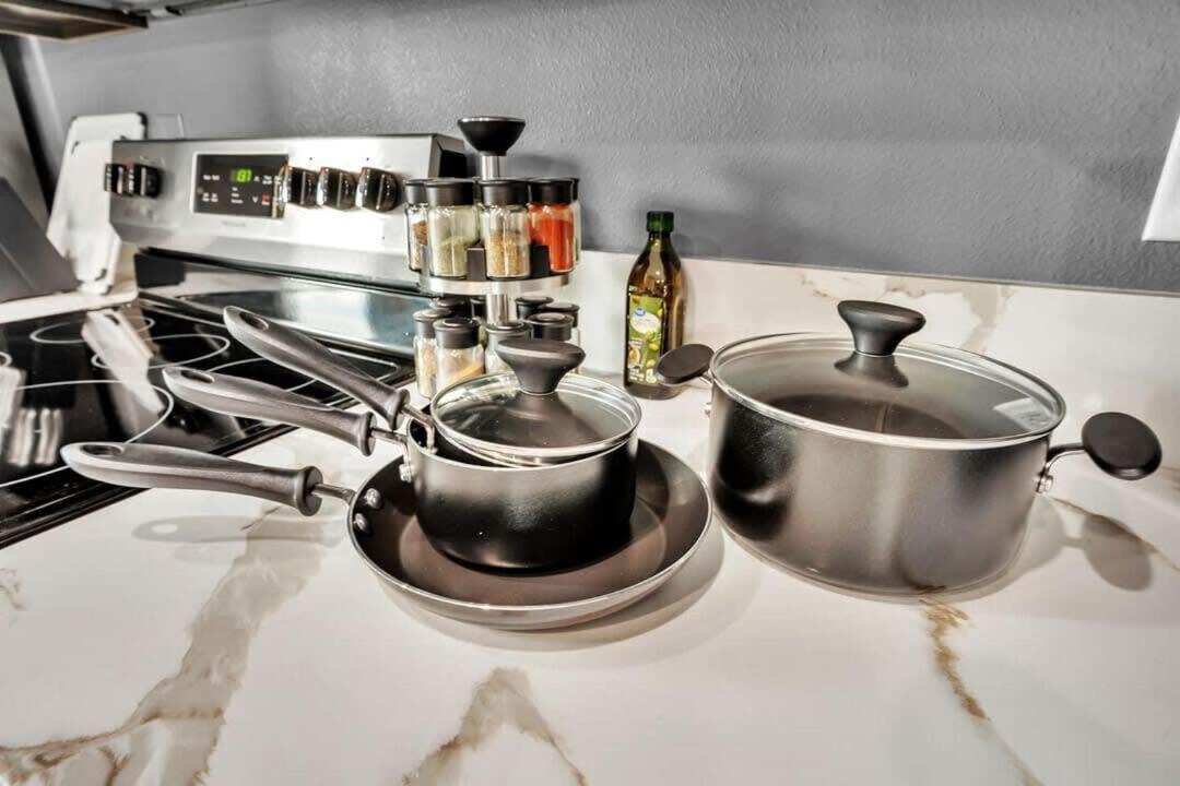 Professionals-Restaurants-Fastwifi-A C-Desk- Pets Apartment San Diego Exterior foto