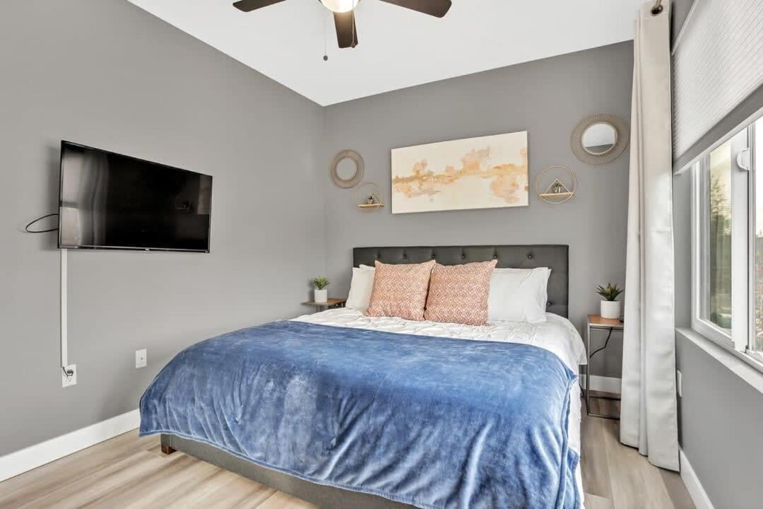 Professionals-Restaurants-Fastwifi-A C-Desk- Pets Apartment San Diego Exterior foto