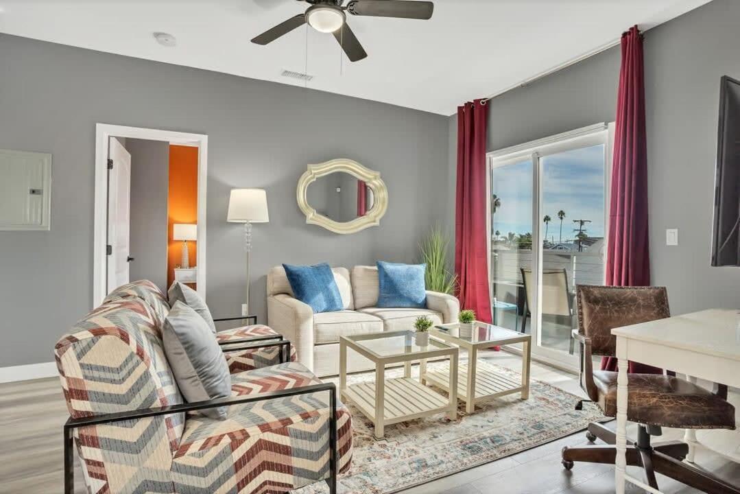 Professionals-Restaurants-Fastwifi-A C-Desk- Pets Apartment San Diego Exterior foto